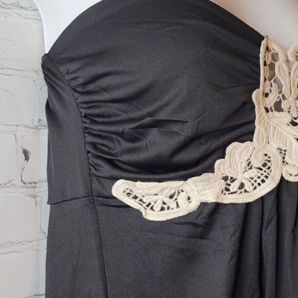 Women's Strapless Bandeau  Top Medium - Picture 3 of 5